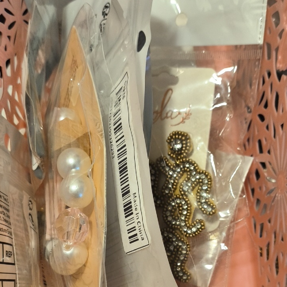 7 Dollar Item
